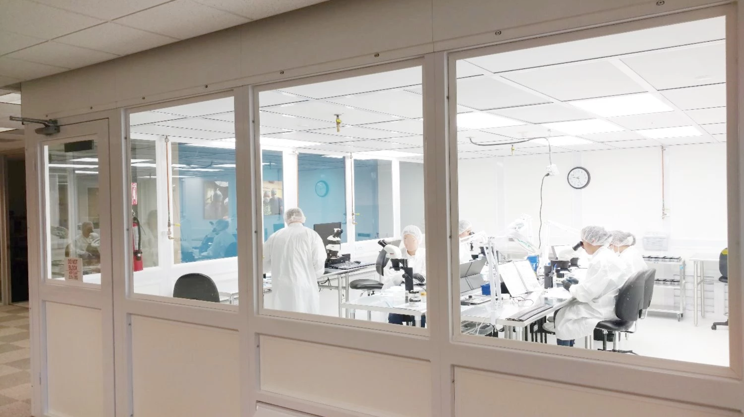 Hardwall-Cleanroom-Project-Medical-Industry-copy