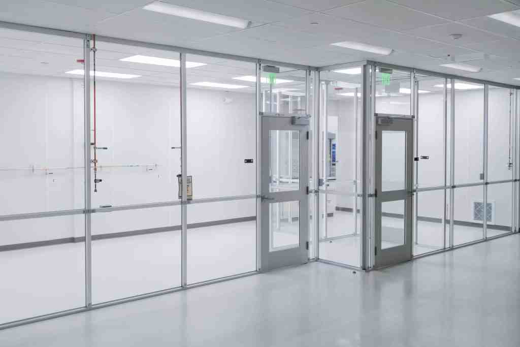 Modulus Cleanrooms Modular Cleanroom Hardwall Aluminum Frame-Copy