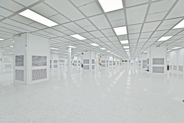 Modulus-Cleanrooms-Modular-Hardwall-Electronic-Cleanroom-ISO-6-Livermore-Project